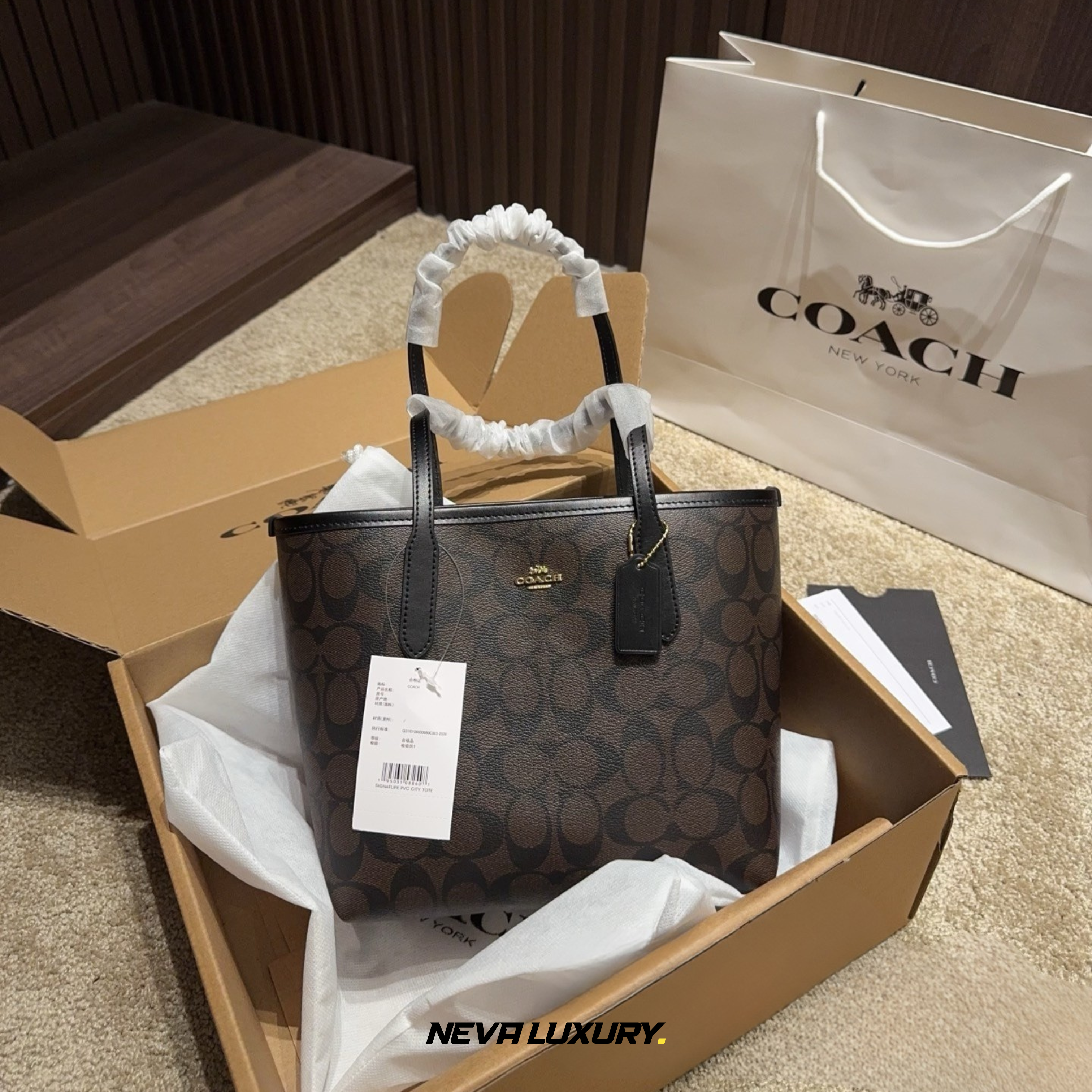 Small City Tote bag