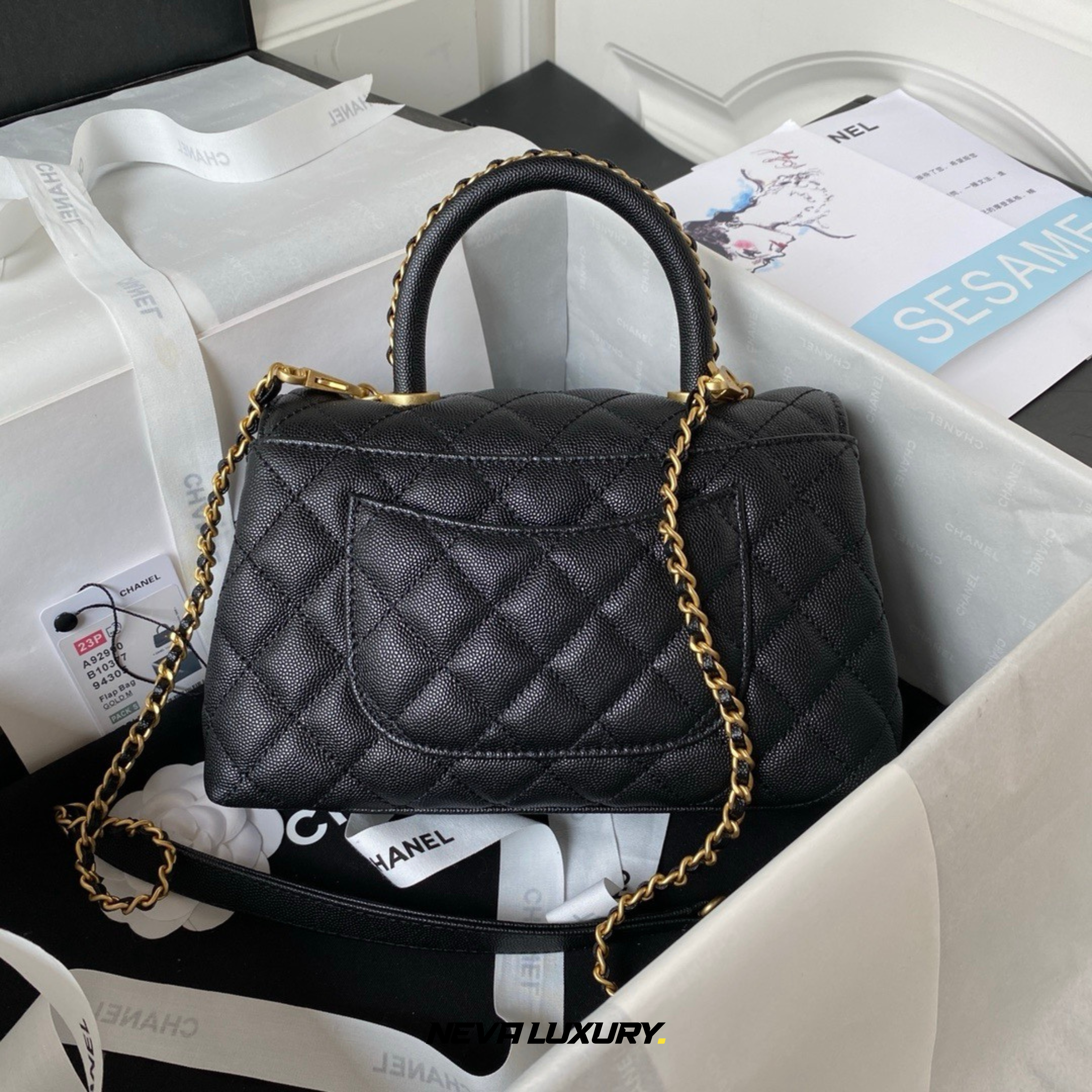 Sac à rabat avec poignée