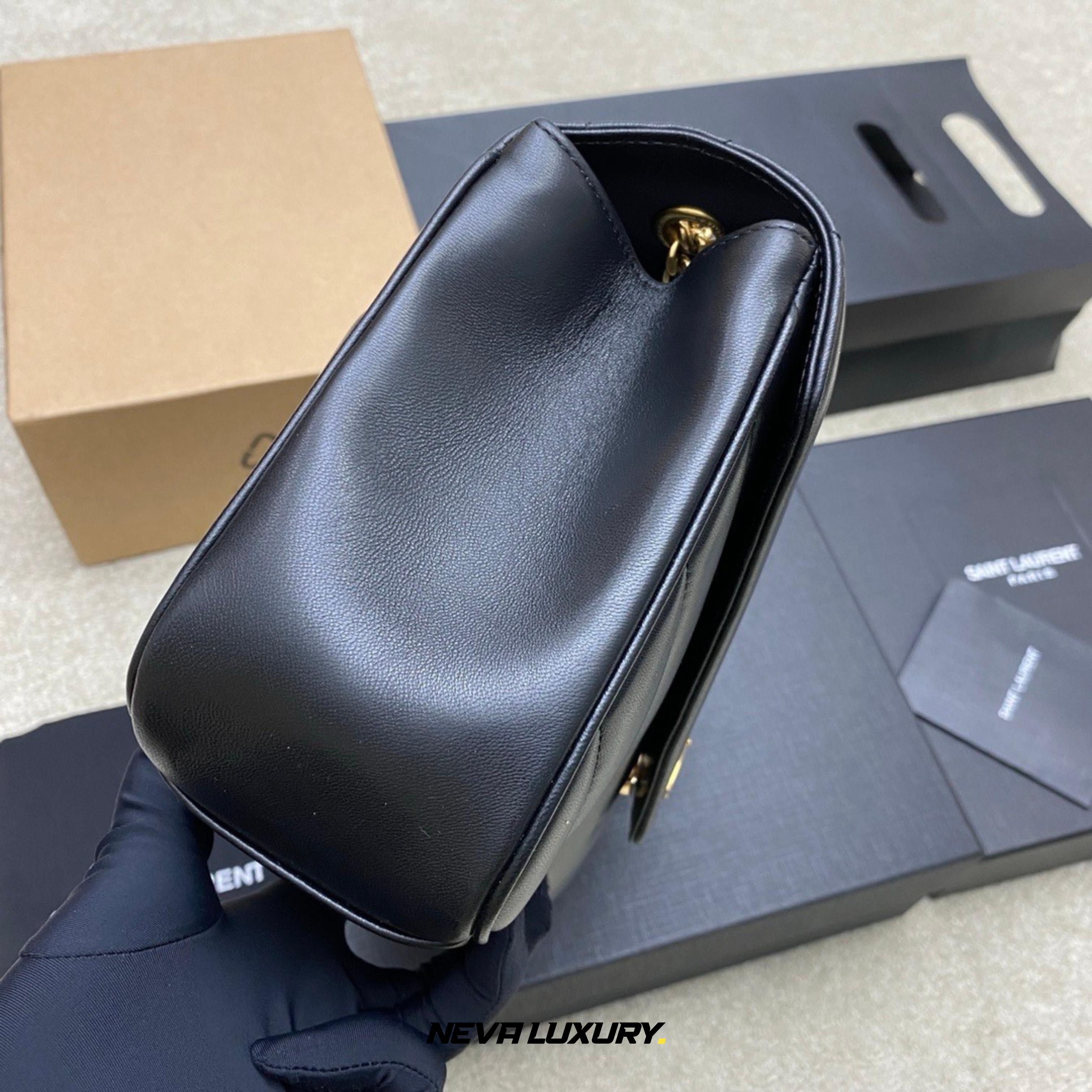 LOULOU MEDIUM EN CUIR MATELASSÉ