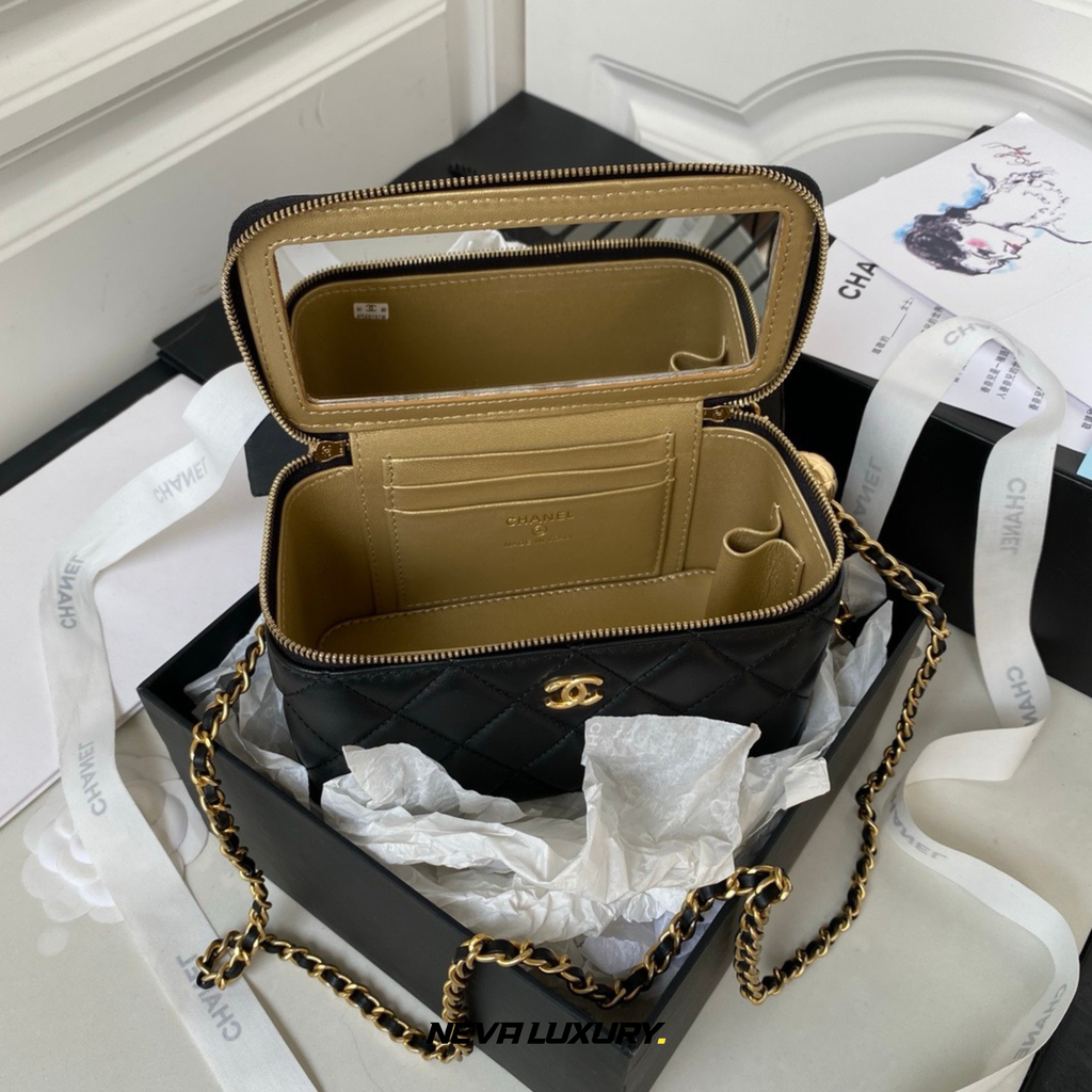 VANITY SMALL BLACK LAMBSKIN